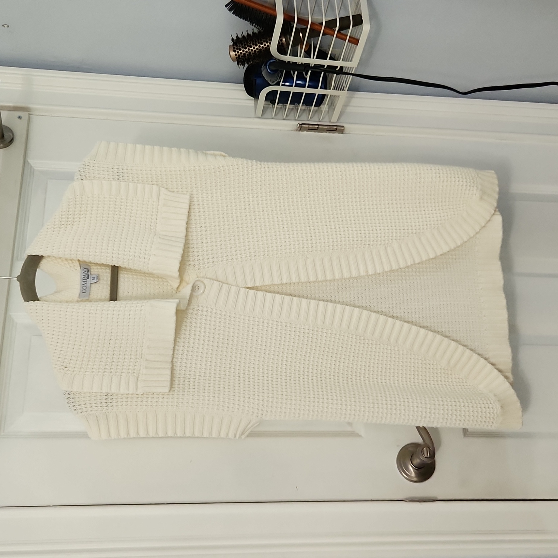 Ellen Tracy Ivory Long Sweater Vest. Size M.